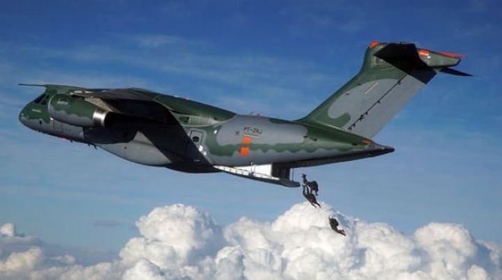 "Boeing", "Embraer"i satın alır