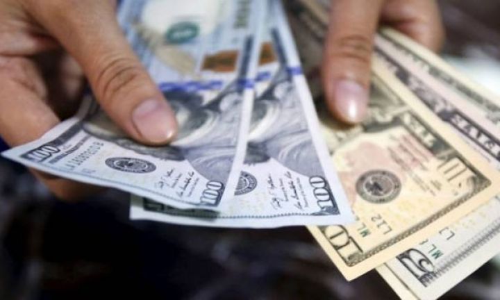 Tacikistanda dollar qıtlığı yaranıb