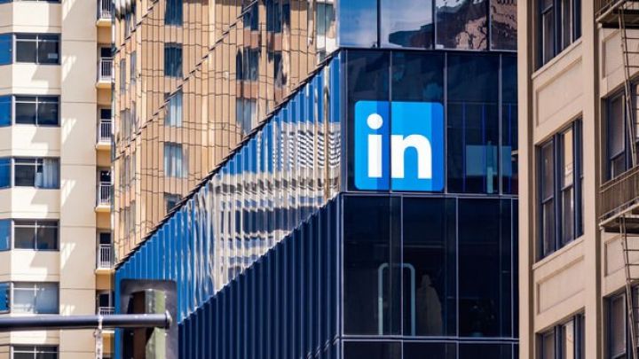 Microsoft Çində LinkedIn-i bağlayır