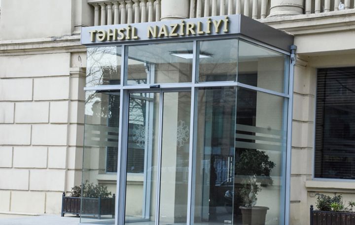 Özəl məktəblərdə əyani təhsil başladı, 2 gün sonra  dayandırıldı