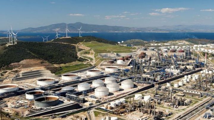 Petkim, SOCAR-a borcunu qaytarmağı təxirə saldı