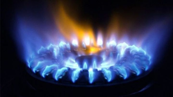 “Qazprom” Latviyaya qaz nəqlini dayandırıb