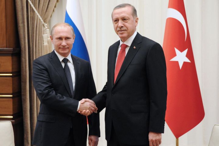 Putin taxıl sazişinin icrasına verdiyi töhfəyə görə Ərdoğana təşəkkür edib