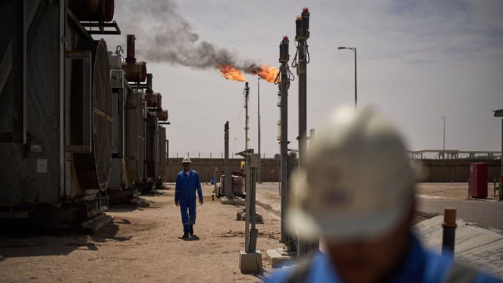 ABŞ-İran danışıqları dalana dirənib, neft daha da bahalaşıb