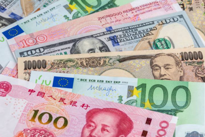 Rəsmi məzənnələr açıqlandı