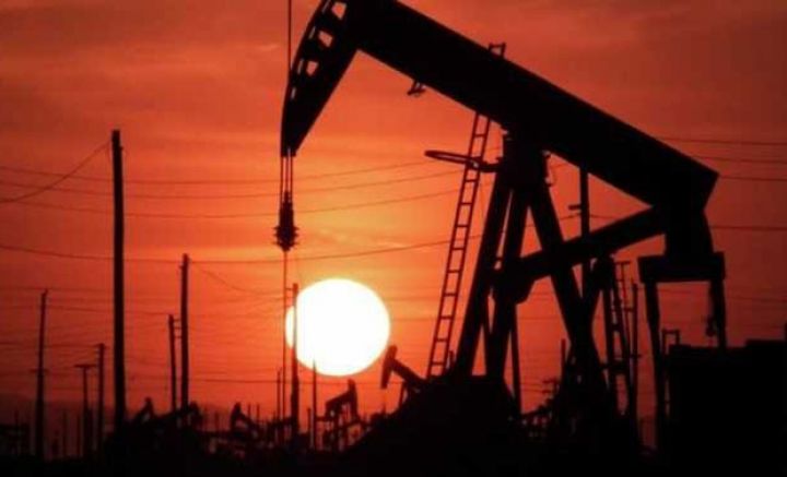 Neftin qiyməti yenidən 70 dolları keçdi