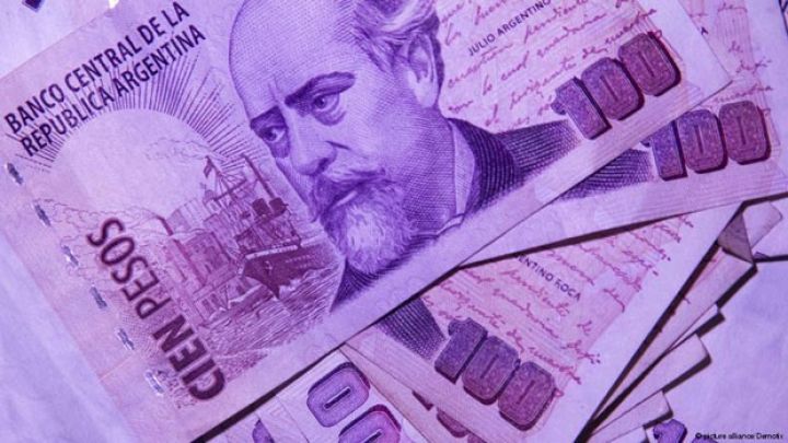 Milli valyutası ucuzlaşır, faizi 45-ə qaldırdı