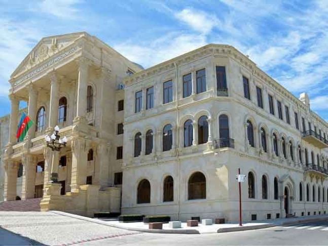 Ərzaq mağazalarından pul yığan "müfəttiş" həbs edildi 