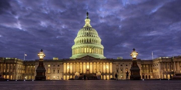 ABŞ-da büdcə kəsiri 607 milyard dollara qalxıb