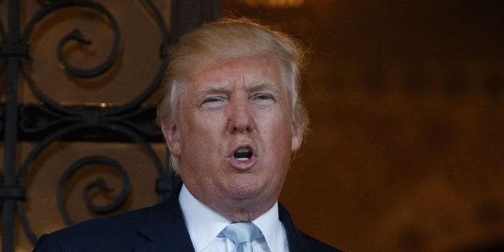 Trampın 50 milyard dollarlıq Çin idxalına gömrük vergisini təsdiq etdiyi bildirilir