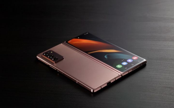 “Samsung”un mənfəəti kəskin artıb