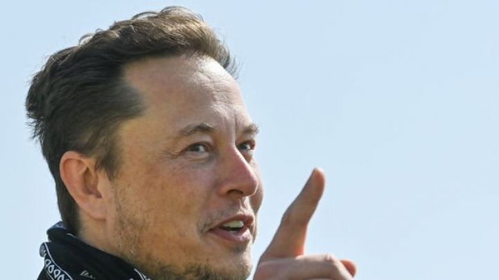 Dünyanın ən varlı adamından 5,7 milyard dollarlıq hədiyyə