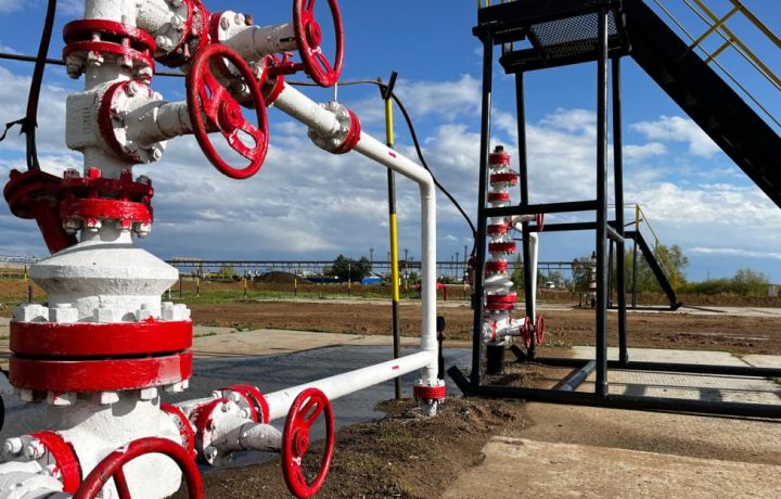 "Qərb, uğursuz cəhdlərinə baxmayaraq Rusiyaya qarşı yeni cəbhə açır" - NEFT QİYMƏTLƏRİ DAHA DA ARTA BİLƏR