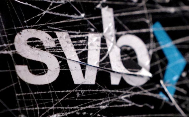 İqtisadçılar ABŞ-ın 186 bankının risk altında olduğu barədə xəbərdarlıq etdilər