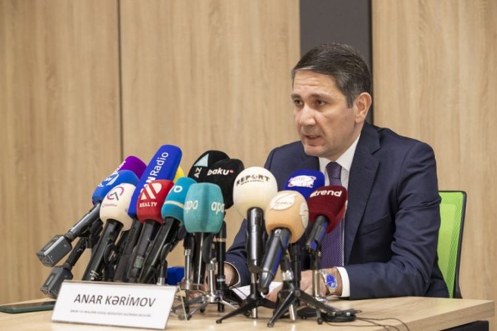 Nazir müavini artırılan maaşlar, müavinətlər və təqaüdlər barədə geniş məlumat verdi